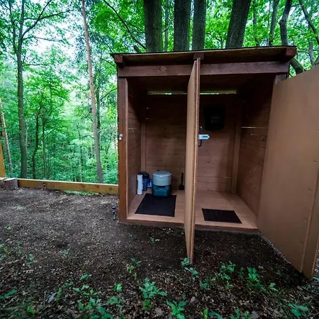 Treehouse Hytte *